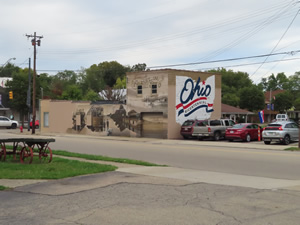 Mural on building in Franklin, Ohio.