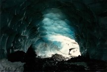 Photo taken from inside the ice caves near Paradise visitor center. Ted went back to these caves in 1998 and they are now melted. 