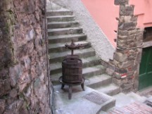 Cinque Terre - Washing machine in Vernazza