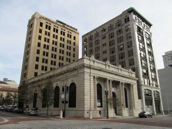Vacant buildings in Jacksonville, FL